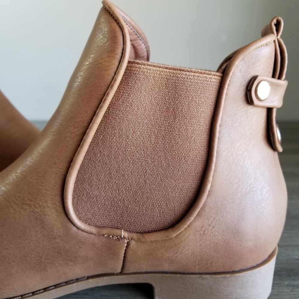 Top Moda Women's Brown Faux Leather Western Chelsea Ankle Boots Size: 7.5M New - Picture 7 of 10